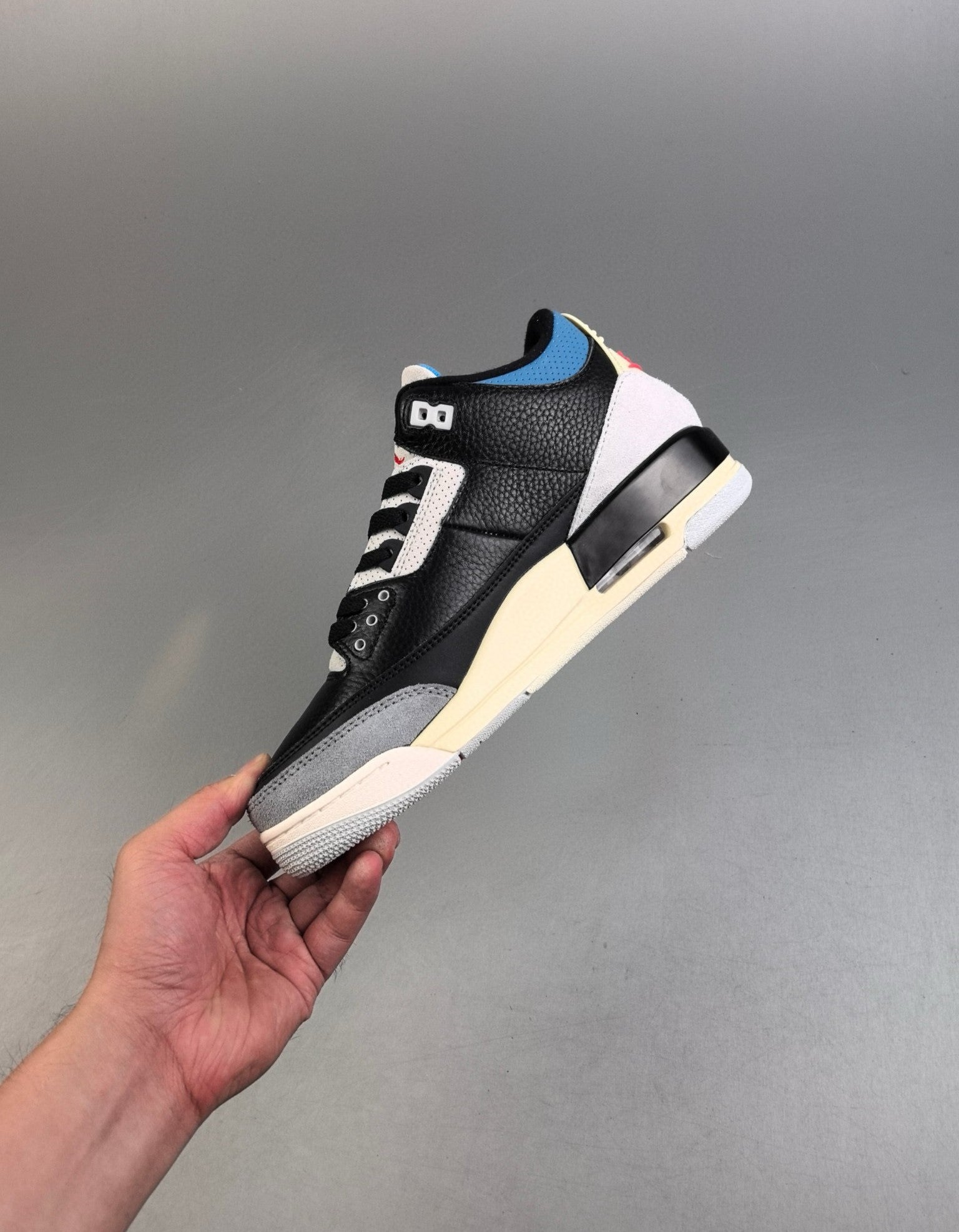 Air Jordan 3 Retro - Rare Air