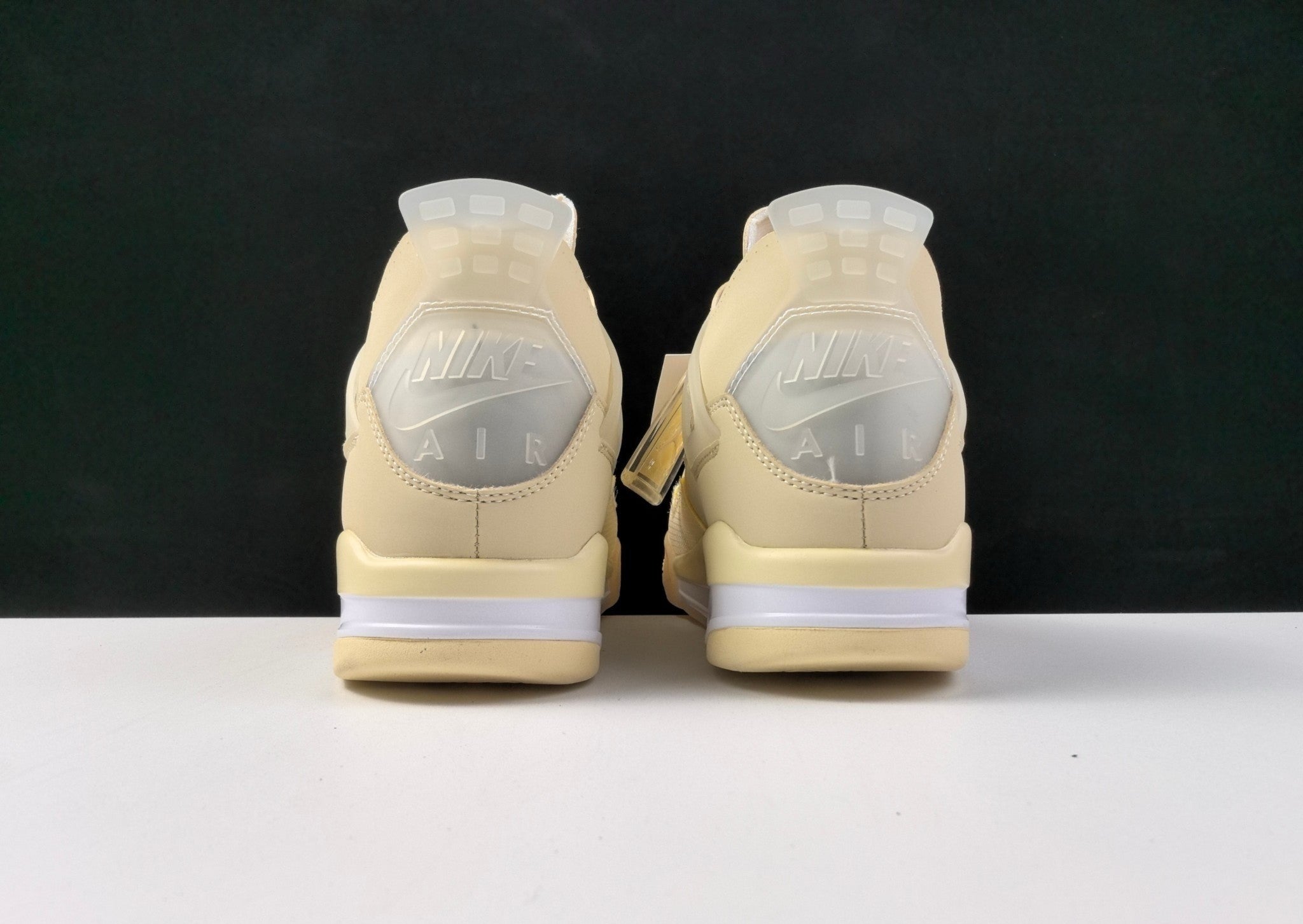 Air Jordan 4 Retro - Cream Sail x OW