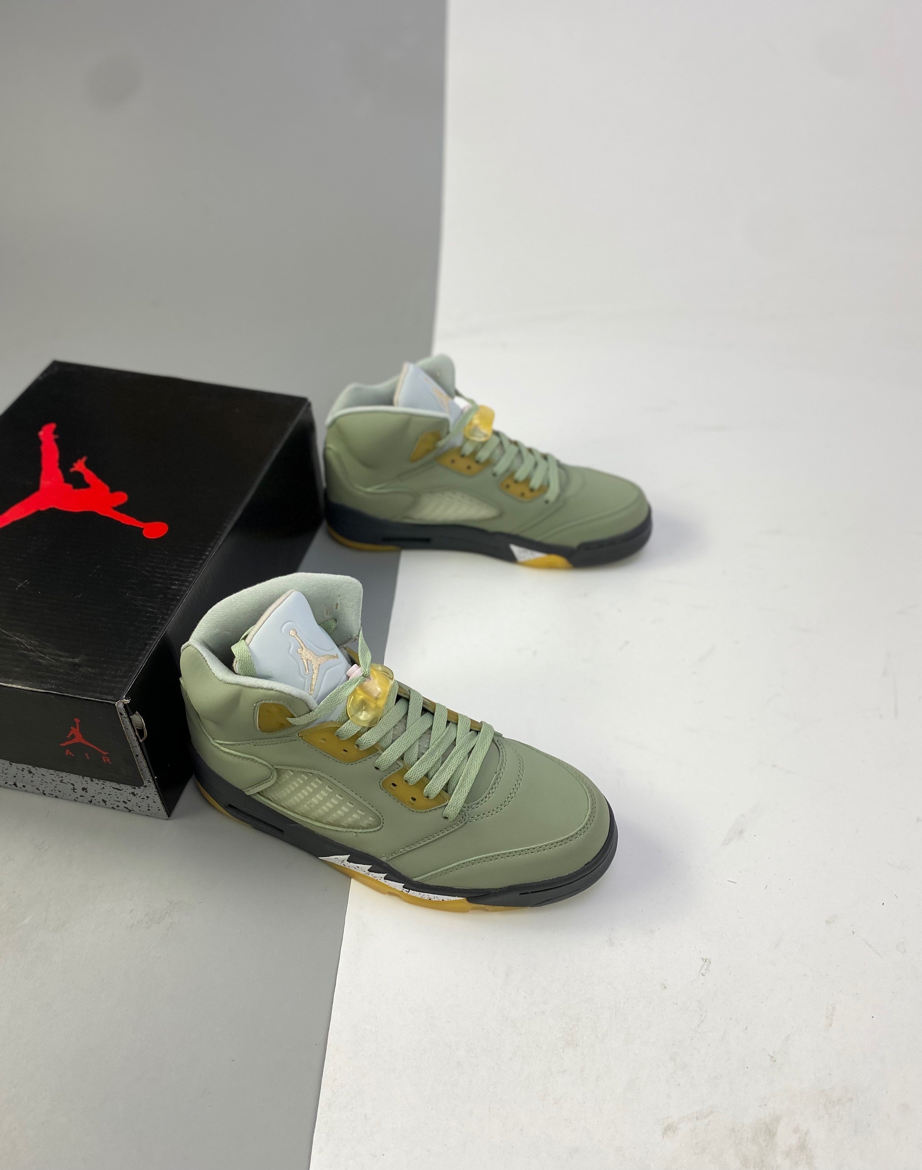 Air Jordan 5 Retro - Jade Horizon