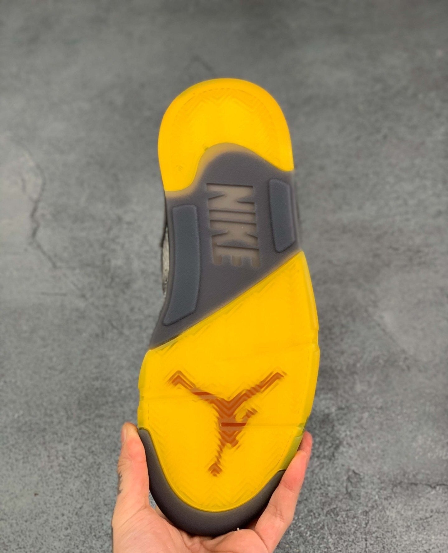 Air Jordan 5 Retro OFF WHITE SP x Muslin