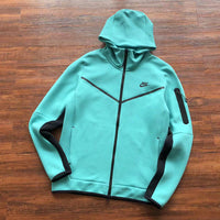 Chandal Nike Tech Fleece