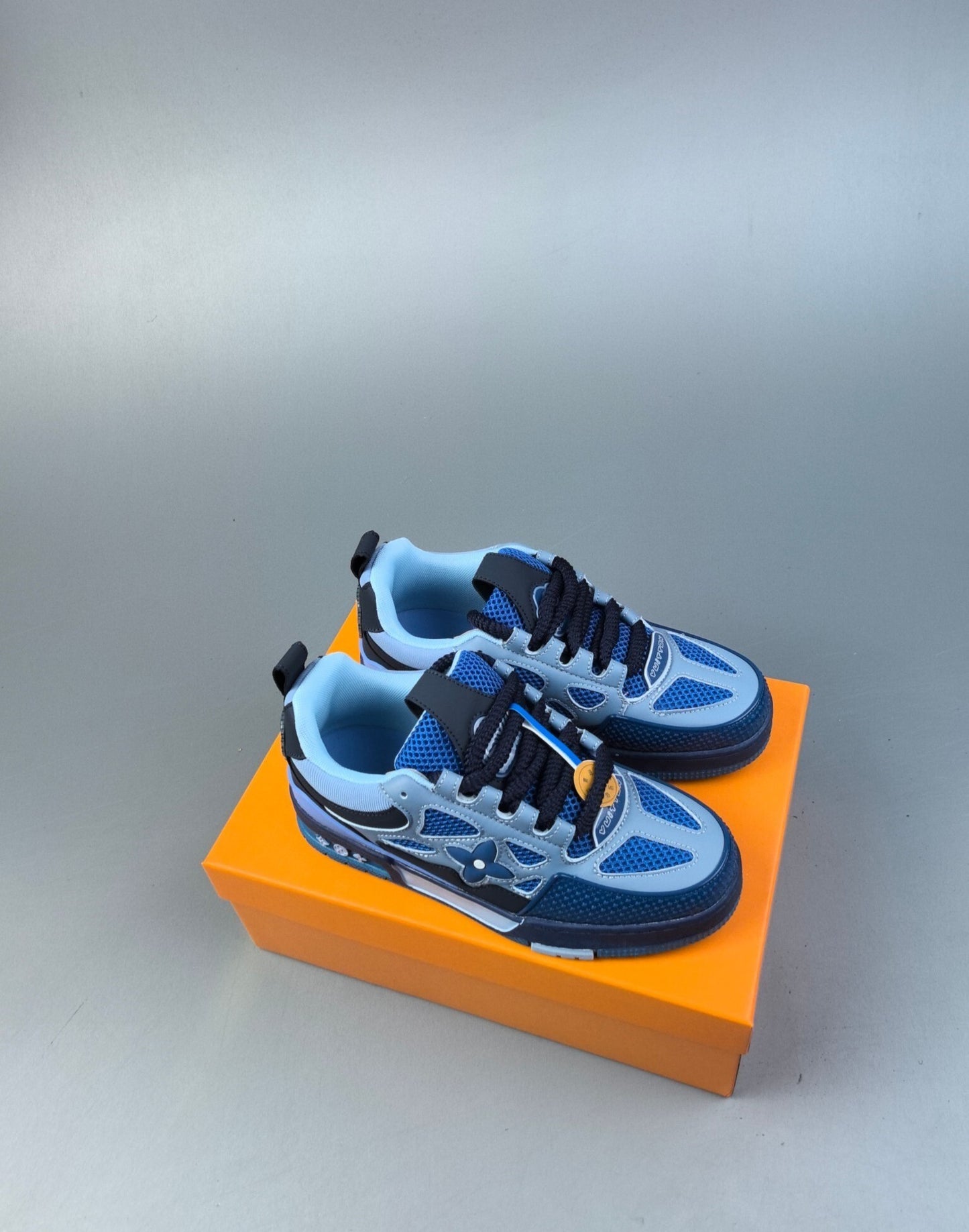 Louis Vuitton Trainer Blue Night