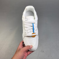 Louis Vuitton Trainer Blancas