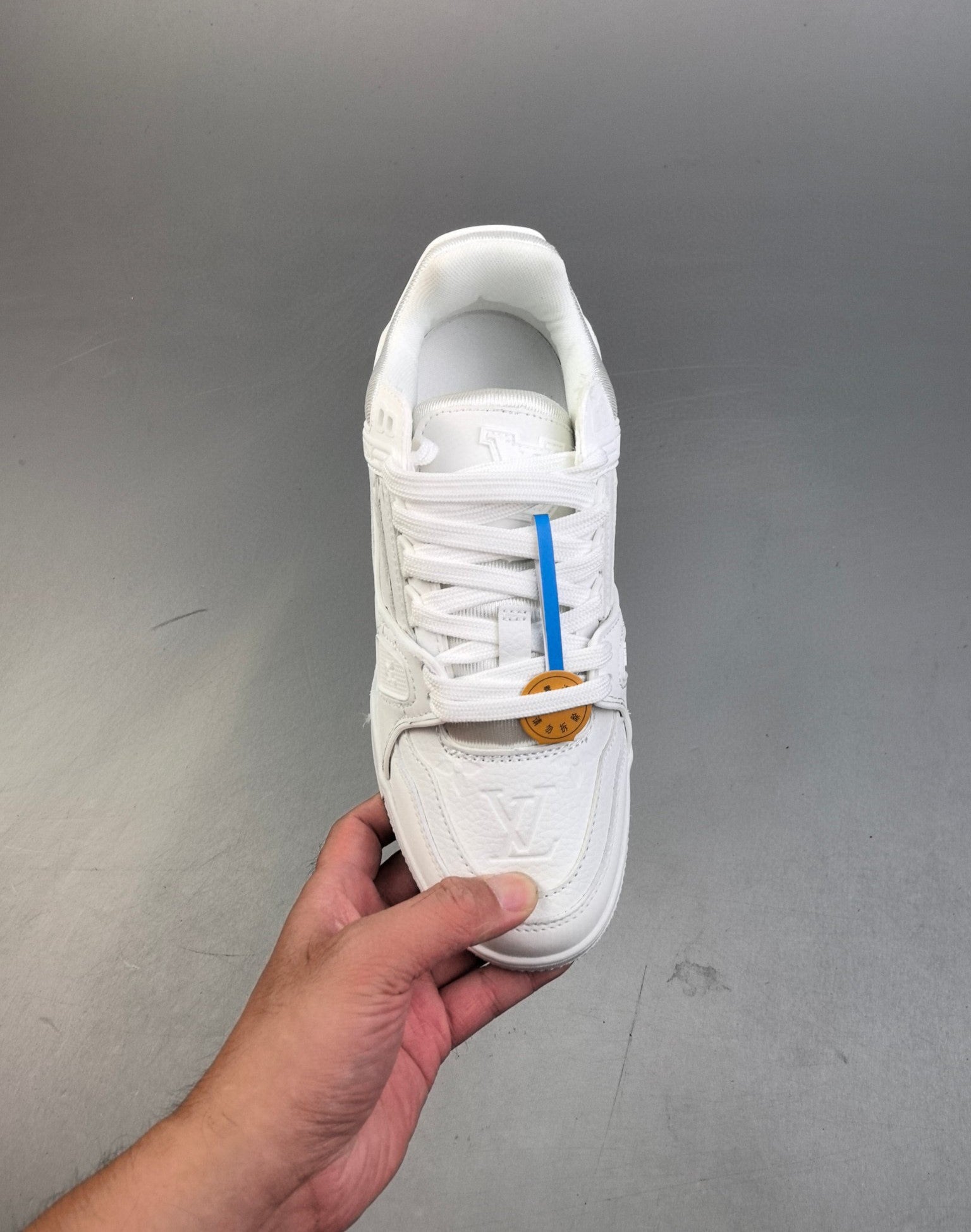 Louis Vuitton Trainer Blancas