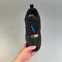 Louis Vuitton Trainer Negras