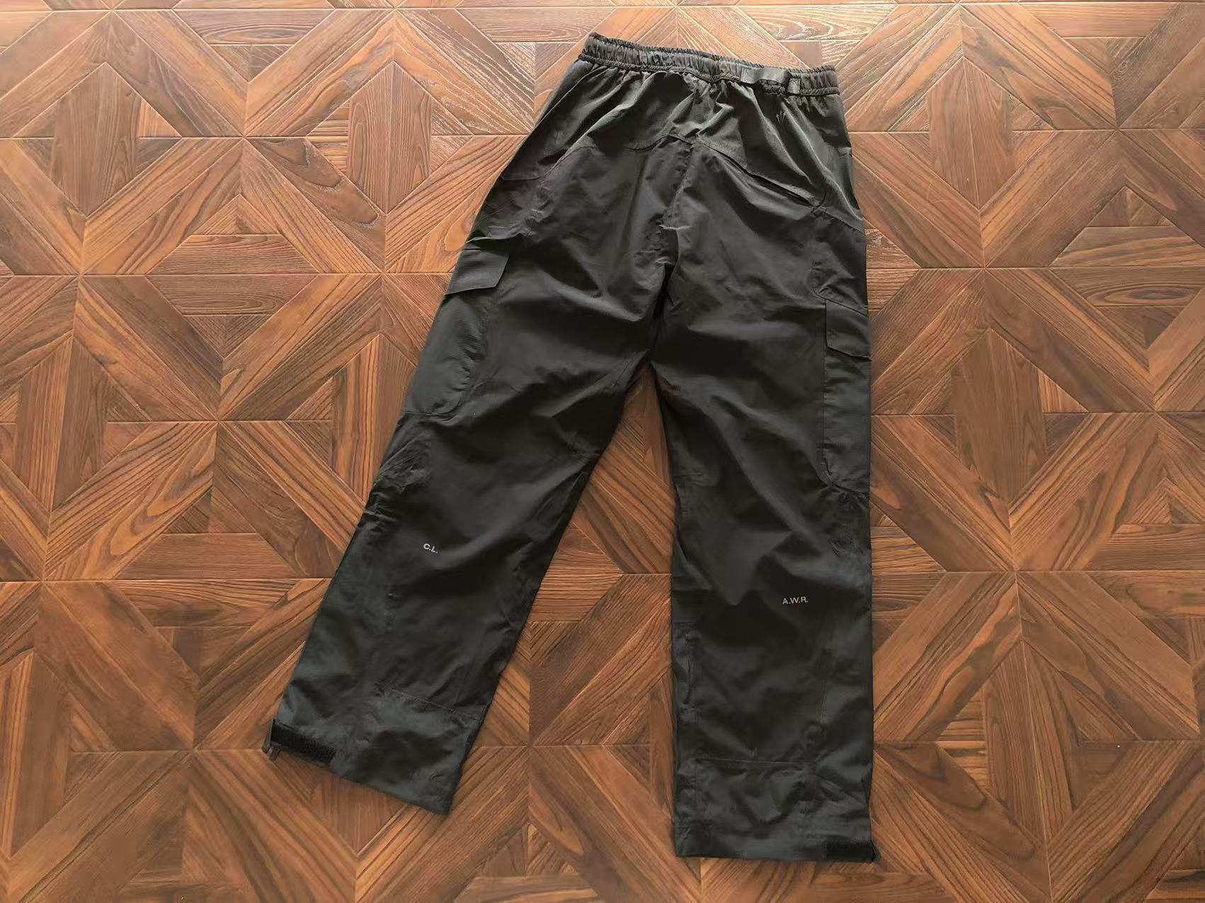 Pantalones Nocta Windbreaker Negros